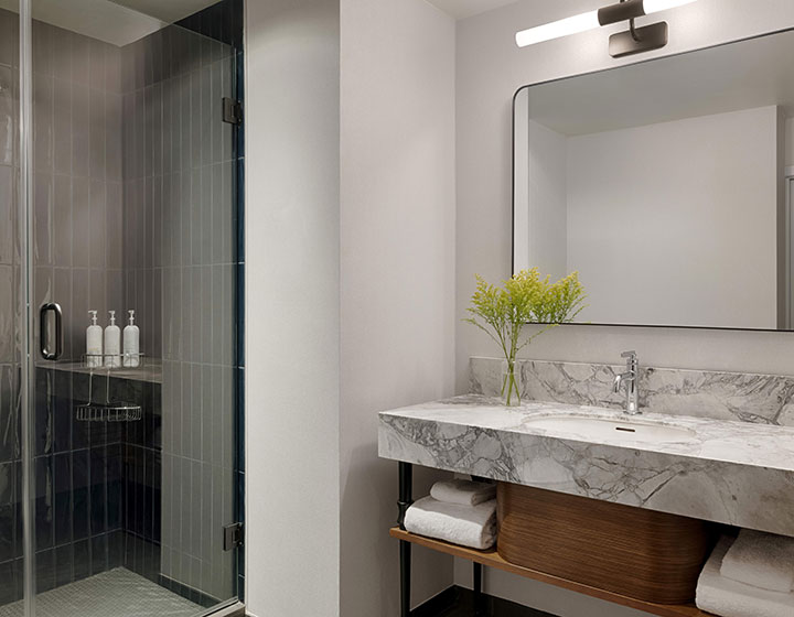 Kimpton Monaco Seattle Bathroom, New